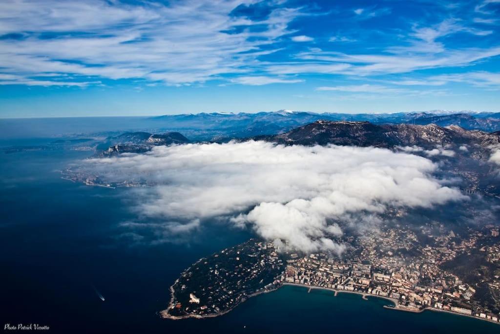 French Riviera: Seafront Apt & Pool Near Monaco Roquebrune-Cap-Martin Exterior photo